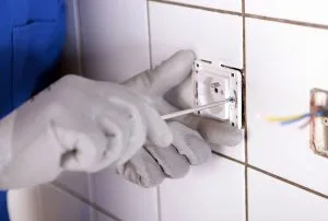 Practical tips for addressing common home repairs.