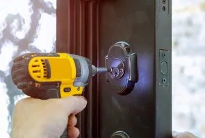 Practical tips for addressing common home repairs.